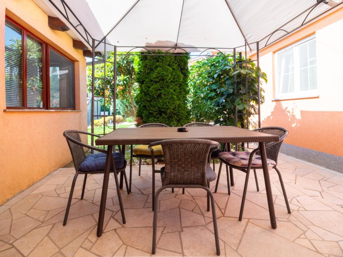 Apartmani Arijana Medulin Exterior photo
