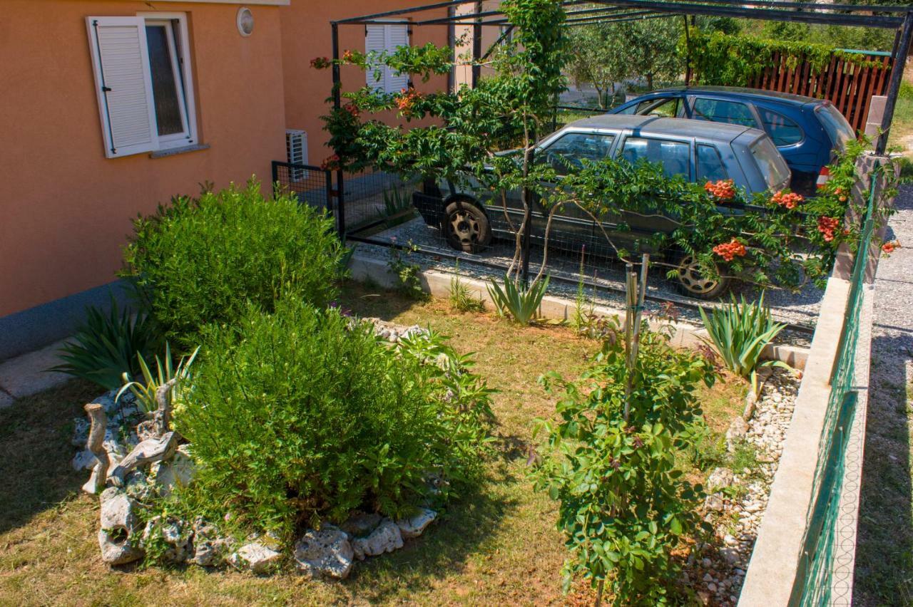 Apartmani Arijana Medulin Exterior photo